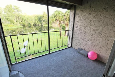 Condo in Orlando, Florida, 1 bedroom  № 1719742 - photo 12