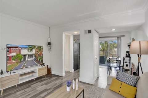Adosado en alquiler en West Palm Beach, Florida, 2 dormitorios, 88.26 m2 № 1920934 - foto 5