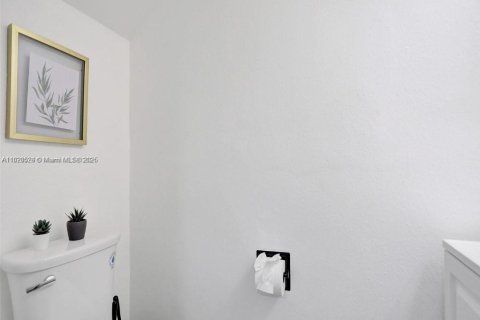 Adosado en alquiler en West Palm Beach, Florida, 2 dormitorios, 88.26 m2 № 1920934 - foto 14