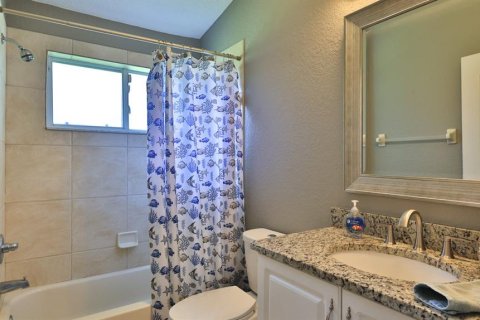 Casa en venta en Daytona Beach, Florida, 3 dormitorios, 208.75 m2 № 2222412 - foto 21