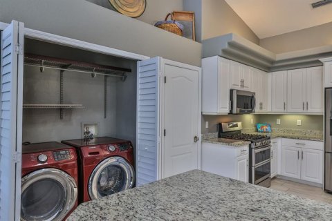 Casa en venta en Daytona Beach, Florida, 3 dormitorios, 208.75 m2 № 2222412 - foto 6