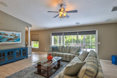 Casa en venta en Daytona Beach, Florida, 3 dormitorios, 208.75 m2 № 2222412 - foto 9