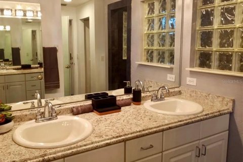Condominio en venta en Lutz, Florida, 2 dormitorios, 105.44 m2 № 1757564 - foto 18