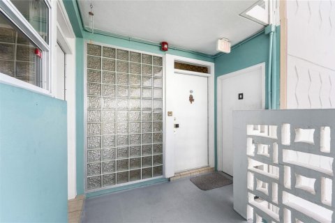 Condo in Fort Lauderdale, Florida, 3 bedrooms  № 2081680 - photo 13