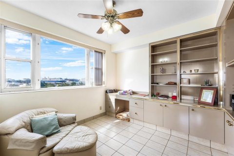 Condo in Fort Lauderdale, Florida, 3 bedrooms  № 2081680 - photo 30