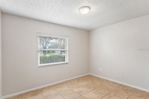 Villa ou maison à vendre à Tampa, Floride: 3 chambres, 146.88 m2 № 2398661 - photo 18