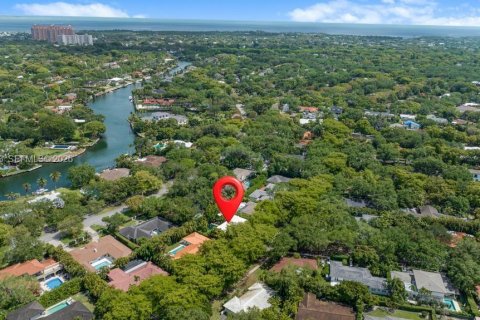 Land in Coral Gables, Florida № 2066372 - photo 17