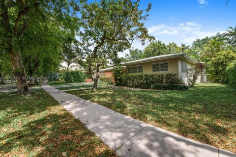 Land in Coral Gables, Florida № 2066372 - photo 3