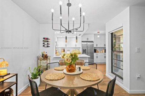 Condominio en venta en Miami, Florida, 2 dormitorios, 111.48 m2 № 1992079 - foto 6