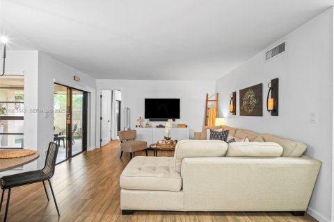 Condominio en venta en Miami, Florida, 2 dormitorios, 111.48 m2 № 1992079 - foto 4