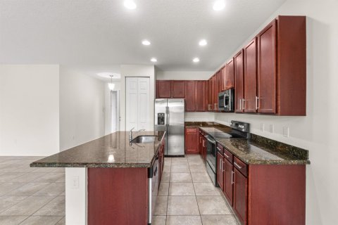 House in Delray Beach, Florida 4 bedrooms, 214.14 sq.m. № 2077430 - photo 12