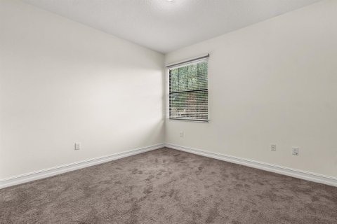 House in Delray Beach, Florida 4 bedrooms, 214.14 sq.m. № 2077430 - photo 30