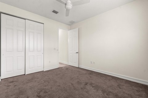 House in Delray Beach, Florida 4 bedrooms, 214.14 sq.m. № 2077430 - photo 18