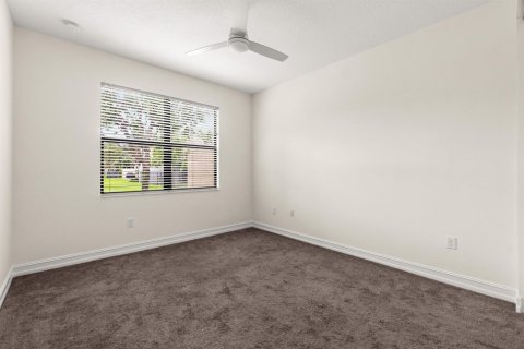 House in Delray Beach, Florida 4 bedrooms, 214.14 sq.m. № 2077430 - photo 17