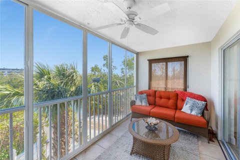 Condo in Englewood, Florida, 2 bedrooms  № 1716786 - photo 30