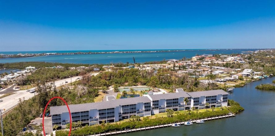 Condo in Englewood, Florida, 2 bedrooms  № 1716786