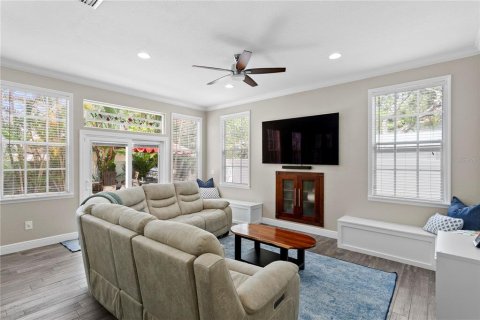 Casa en venta en Tampa, Florida, 4 dormitorios, 239.32 m2 № 2235626 - foto 6