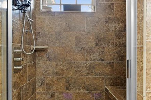 Casa en venta en Tampa, Florida, 4 dormitorios, 239.32 m2 № 2235626 - foto 30