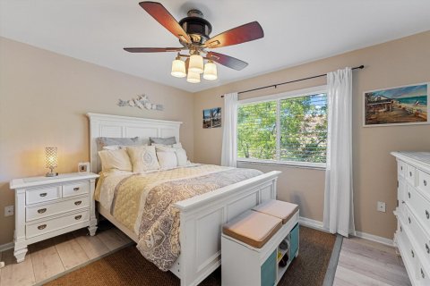 Condo in Hypoluxo, Florida, 3 bedrooms  № 2401308 - photo 10