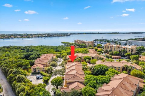 Condo in Hypoluxo, Florida, 3 bedrooms  № 2401308 - photo 25