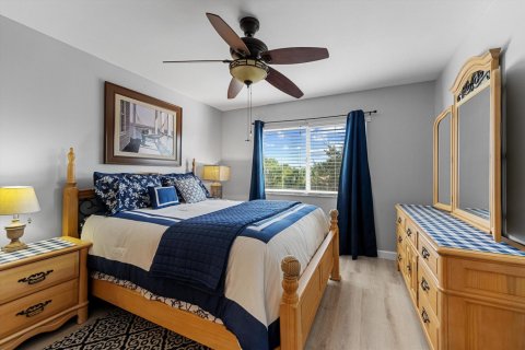 Condo in Hypoluxo, Florida, 3 bedrooms  № 2401308 - photo 8