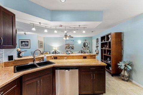 Condo in Hypoluxo, Florida, 3 bedrooms  № 2401308 - photo 6