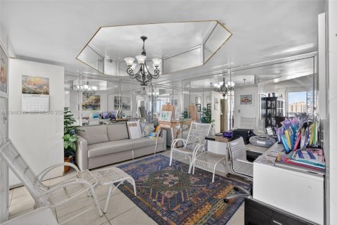 Condominio en venta en Aventura, Florida, 2 dormitorios, 154.87 m2 № 2243939 - foto 18