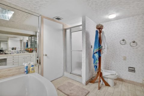 Condominio en venta en Aventura, Florida, 2 dormitorios, 154.87 m2 № 2243939 - foto 26