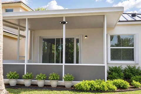 House in Coconut Creek, Florida 3 bedrooms, 140.75 sq.m. № 2171978 - photo 5
