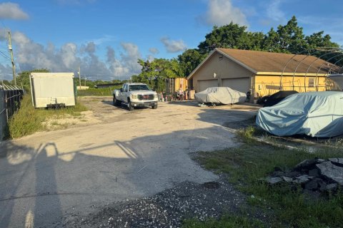 Immobilier commercial à Deerfield Beach, Floride № 2406220