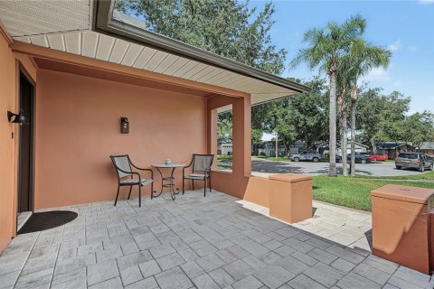 House in Safety Harbor, Florida 3 bedrooms, 177.91 sq.m. № 2430513 - photo 8