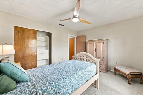 House in Safety Harbor, Florida 3 bedrooms, 177.91 sq.m. № 2430513 - photo 29