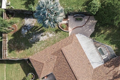 House in Safety Harbor, Florida 3 bedrooms, 177.91 sq.m. № 2430513 - photo 10