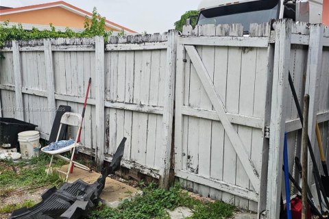 Villa ou maison à vendre à Miami Gardens, Floride: 3 chambres, 102.56 m2 № 1968082 - photo 5