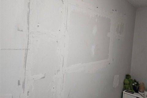 Villa ou maison à vendre à Miami Gardens, Floride: 3 chambres, 102.56 m2 № 1968082 - photo 7