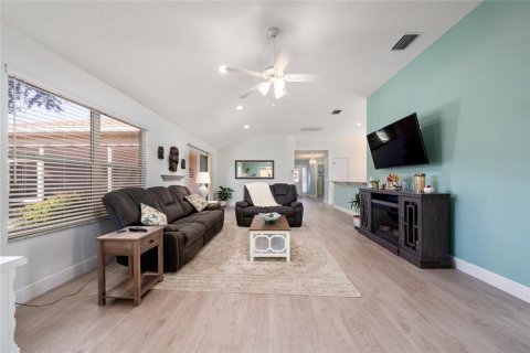 Villa ou maison à vendre à The Villages, Floride: 3 chambres, 153.94 m2 № 1755405 - photo 21