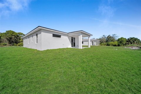 Casa en venta en Lehigh Acres, Florida, 3 dormitorios, 123.1 m2 № 1699614 - foto 23