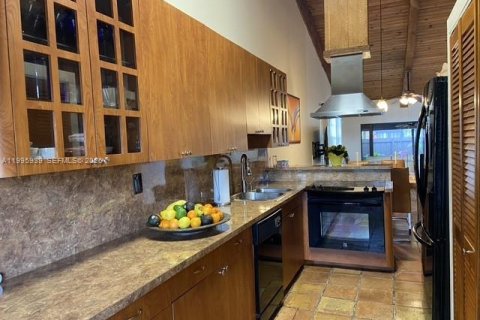 Casa en alquiler en Pembroke Pines, Florida, 2 dormitorios, 111.11 m2 № 2058622 - foto 6