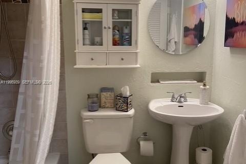 Casa en alquiler en Pembroke Pines, Florida, 2 dormitorios, 111.11 m2 № 2058622 - foto 10