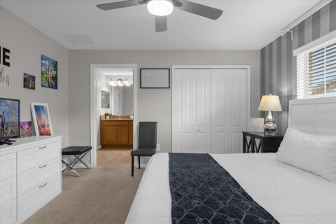 Adosado en venta en Kissimmee, Florida, 4 dormitorios, 177.81 m2 № 1435721 - foto 12
