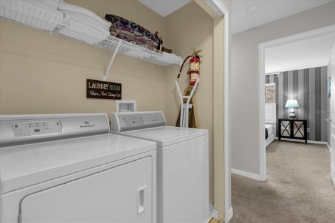 Adosado en venta en Kissimmee, Florida, 4 dormitorios, 177.81 m2 № 1435721 - foto 23