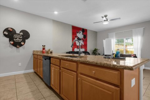 Adosado en venta en Kissimmee, Florida, 4 dormitorios, 177.81 m2 № 1435721 - foto 7