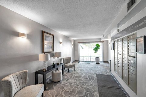 Condo in Clearwater, Florida, 1 bedroom  № 1565128 - photo 21