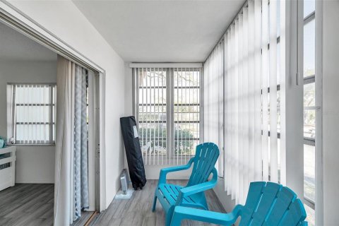 Condo in Clearwater, Florida, 1 bedroom  № 1565128 - photo 28