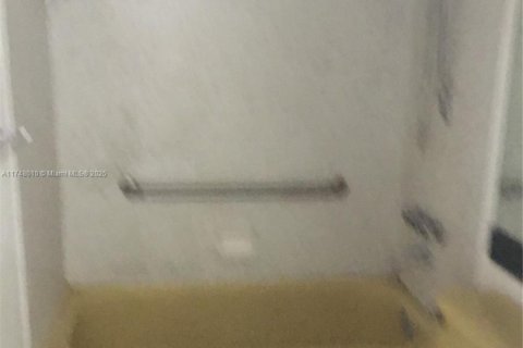 Condominio en venta en Fort Lauderdale, Florida, 1 dormitorio, 60.11 m2 № 1708195 - foto 3