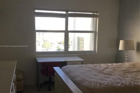 Condominio en venta en Fort Lauderdale, Florida, 1 dormitorio, 60.11 m2 № 1708195 - foto 2
