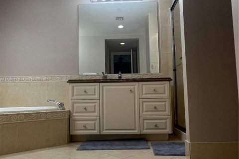 Condominio en alquiler en St. Lucie, Florida, 2 dormitorios, 184.78 m2 № 1934355 - foto 24