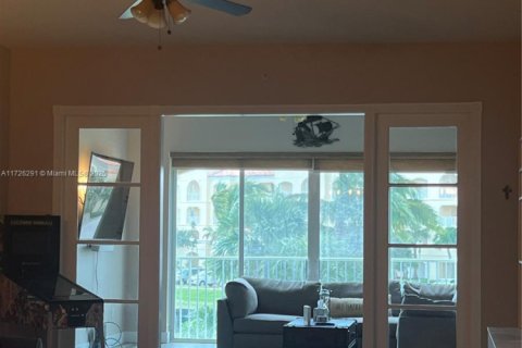 Condominio en alquiler en St. Lucie, Florida, 2 dormitorios, 184.78 m2 № 1934355 - foto 17