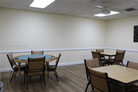 Condo in Sunrise, Florida, 2 bedrooms  № 2076531 - photo 16