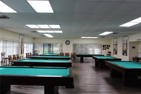 Condo in Sunrise, Florida, 2 bedrooms  № 2076531 - photo 22